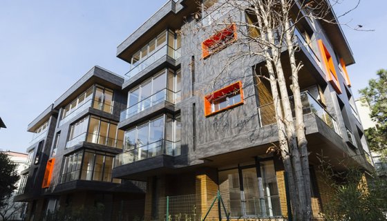 DEPAR'DAN KALAMIŞ'TA DENİZE 2.BİNA HAVUZLU 2+1 BAHÇE TERASLI LÜX